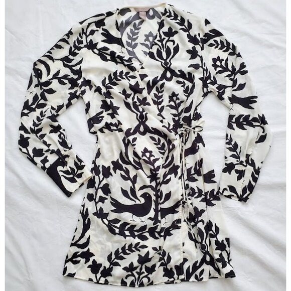 H&M White Black Long Sleeve Silk Like Patterned Birds Wrap Dress Side Tie Size L - Picture 2 of 10